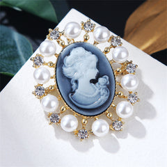 Cubic Zirconia & Pearl Resin 18K Gold-Plated Queen Cameo Brooch