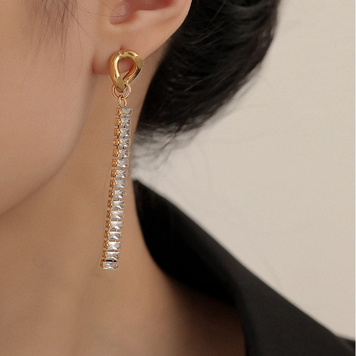 Crystal and 18K Gold-Plated Cuban Chain Drop Earrings, gold drop earrings for women, vintage-inspired design, front view