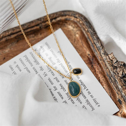 Green and Black Quartz 18K Gold-Plated Pendant Necklace, gold pendant necklace for women, botanical inspired, side view