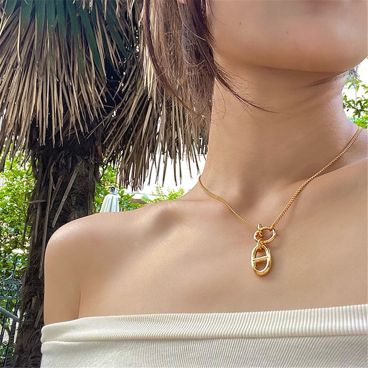 18K Gold-Plated Oval Pendant Necklace, gold pendant necklace for women, dainty minimalist design, styled look