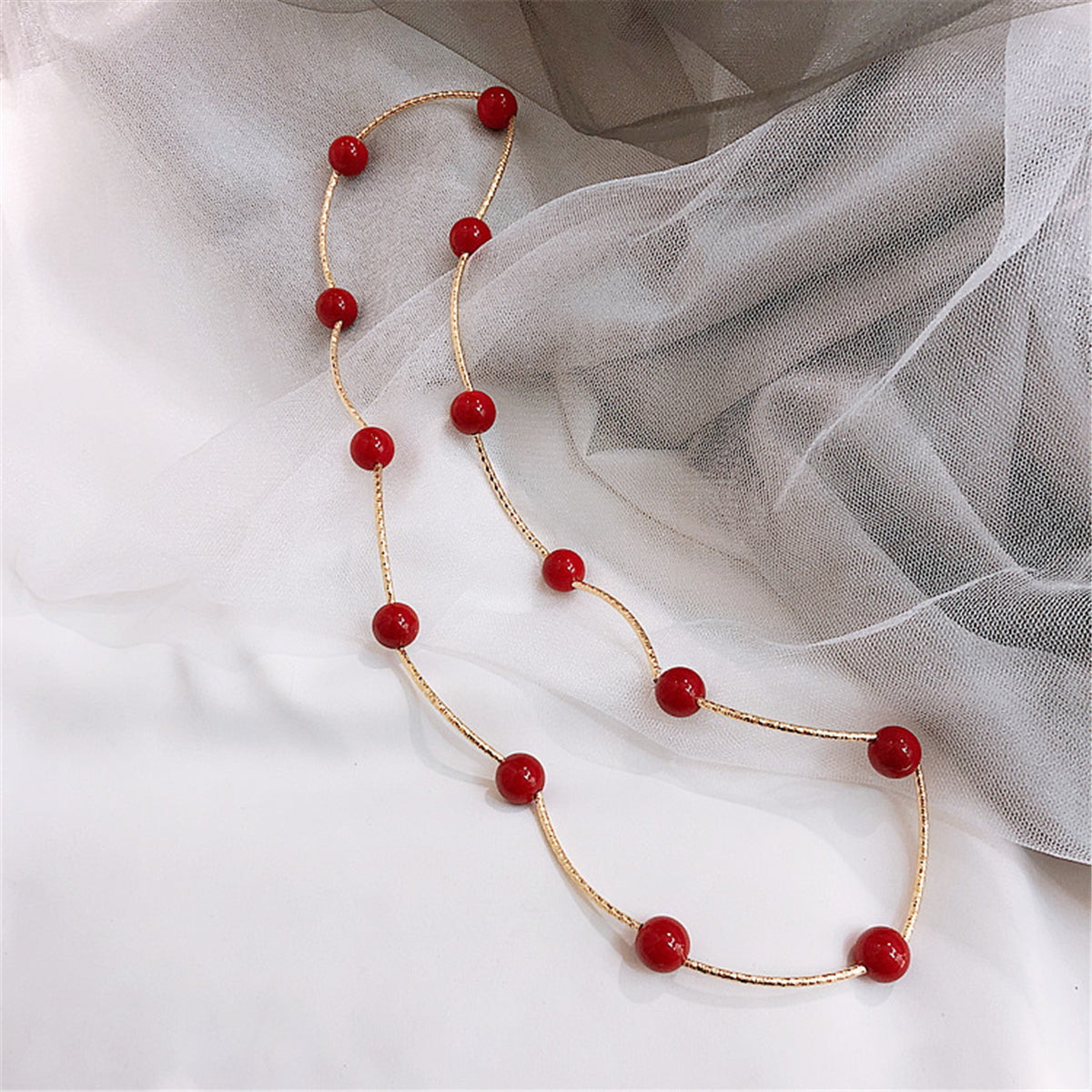 Red Pearl and 18K Gold-Plated Ball Station Bracelet, gold bracelet for women, botanical inspired, detail close-up
