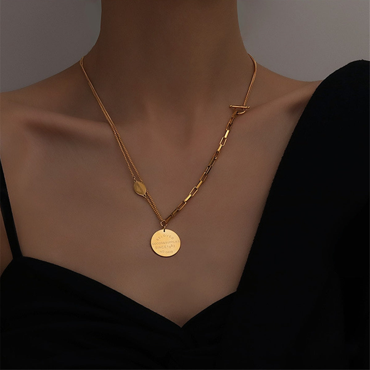 18K Gold-Plated Oval Round Drop Pendant Necklace, gold pendant necklace for women, elegant gift for her, front view