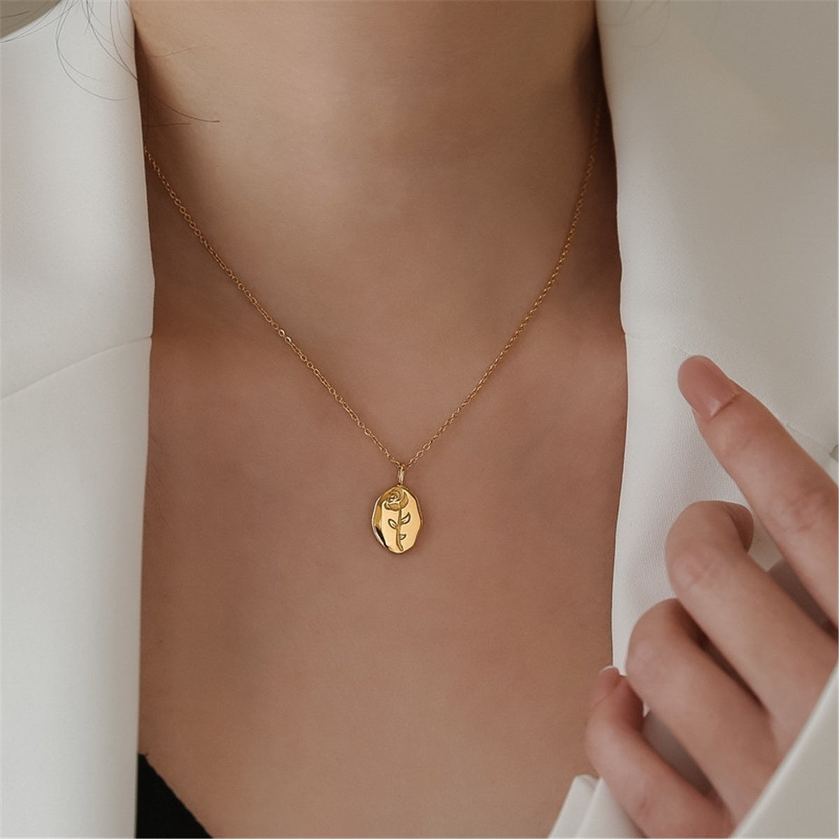 18K Gold-Plated Rose Oval Pendant Necklace, gold pendant necklace for women, botanical inspired, detail close-up