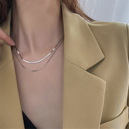 Silver-Plated Snake Chain Layered Necklace, silver pendant necklace for women, vintage-inspired design, side view