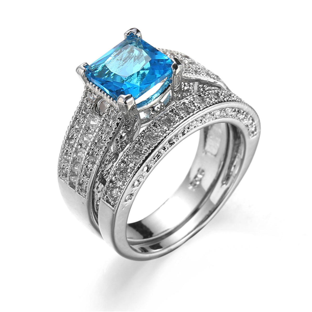 Sea Blue Crystal and Cubic Zirconia Band Ring Set, jewelry gift sets for women, elegant gift for her, detail close-up