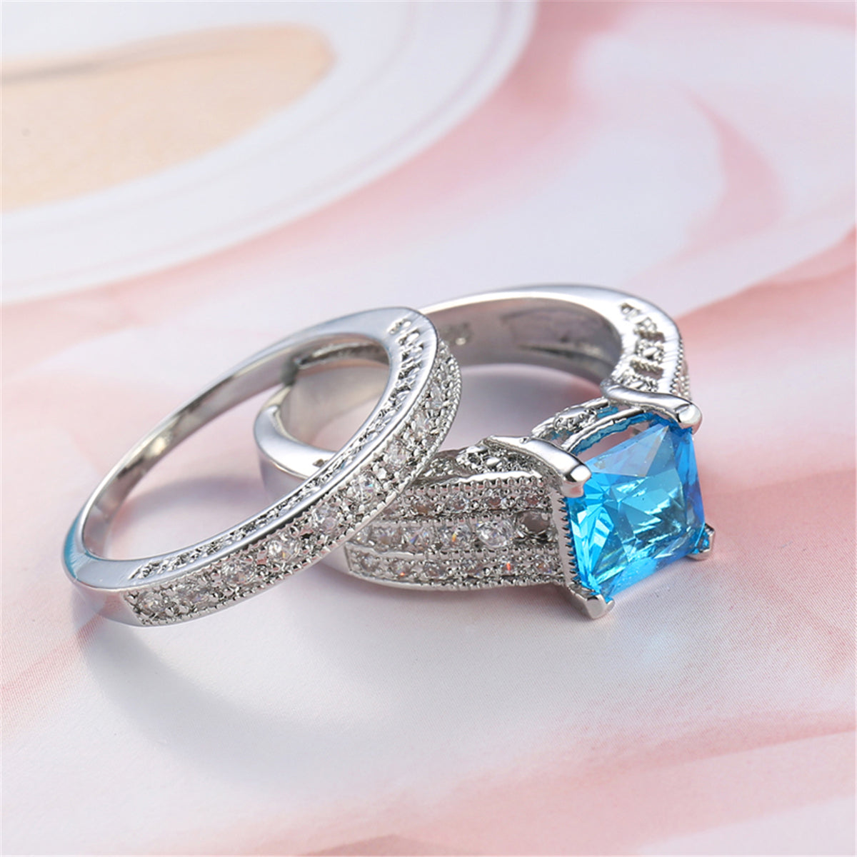 Sea Blue Crystal and Cubic Zirconia Band Ring Set, jewelry gift sets for women, elegant gift for her, side view