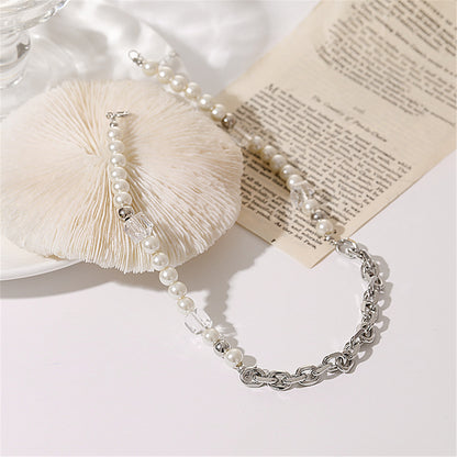 Pearl and Crystal Silver-Plated Cable Chain Beaded Necklace, silver pendant necklace for women, detail close-up