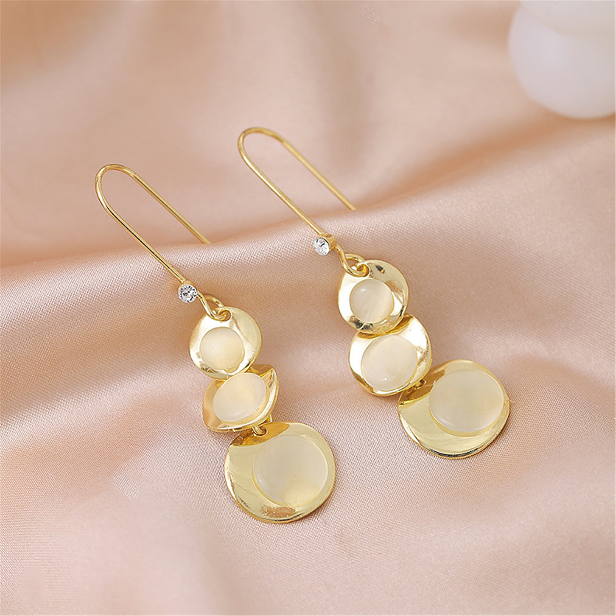 Quartz and Cubic Zirconia 18K Gold-Plated Linked Round Drop Earrings, gold drop earrings for women, detail close-up