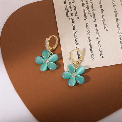 Blue Quartz and Cubic Zirconia Flower Huggie Earrings, huggie earrings, elegant gift for her, detail close-up