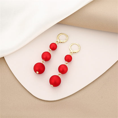 Red Frosted Resin and 18K Gold-Plated Beads Huggie Earrings, gold huggie earrings, everyday style, detail close-up