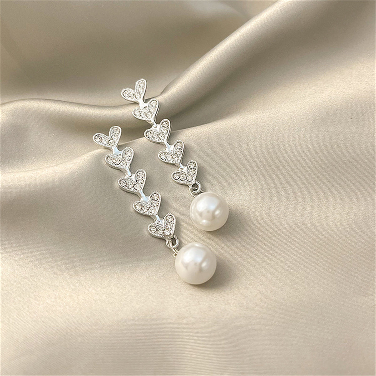 Cubic Zirconia & Pearl Silver-Plated Linked Heart Drop Earrings
