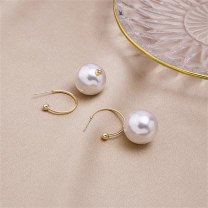 Pearl and 18K Gold-Plated Huggie Earrings, gold huggie earrings, everyday style, lifestyle look