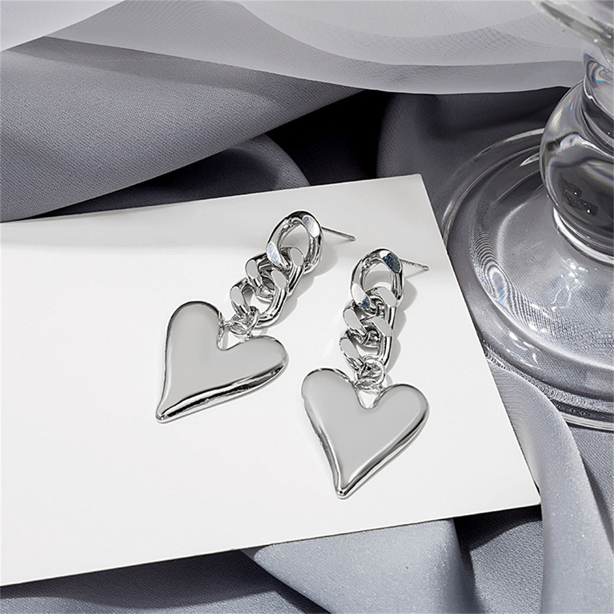 Silver-Plated Curb Chain Heart Drop Earrings, silver drop earrings for women, elegant gift for her, lifestyle look