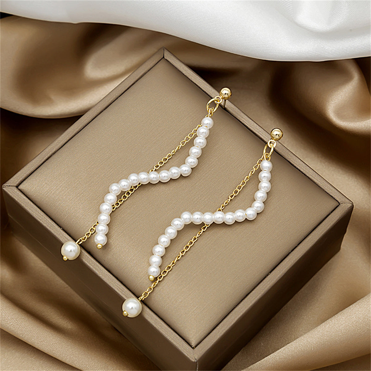 Pearl & 18K Gold-Plated Chain Dangle Earring