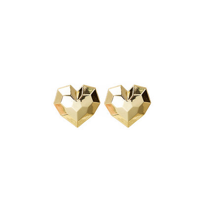 18K Gold-Plated Hammered Heart Stud Earrings, gold stud earrings for women, everyday style, detail close-up