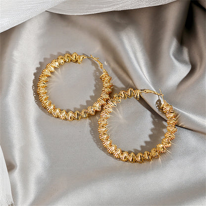 18K Gold-Plated Twist Hoop Earring, vintage-inspired design, detail close-up