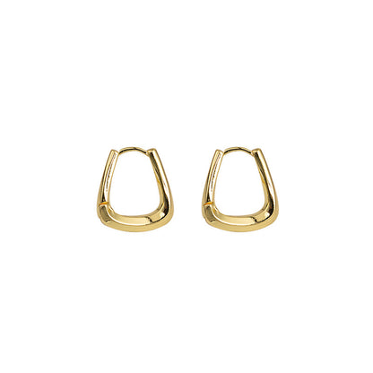 18K Gold-Plated U-Shape Huggie Earrings, gold huggie earrings, vintage-inspired design, lifestyle look