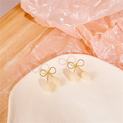 Quartz and 18K Gold-Plated Tulip Blossom Bow Stud Earrings, gold stud earrings for women, botanical inspired, detail close-up