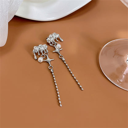 Pearl and Cubic Zirconia Silver-Plated Star Tassel Ear Cuff, silver drop earrings for women, everyday style, detail close-up