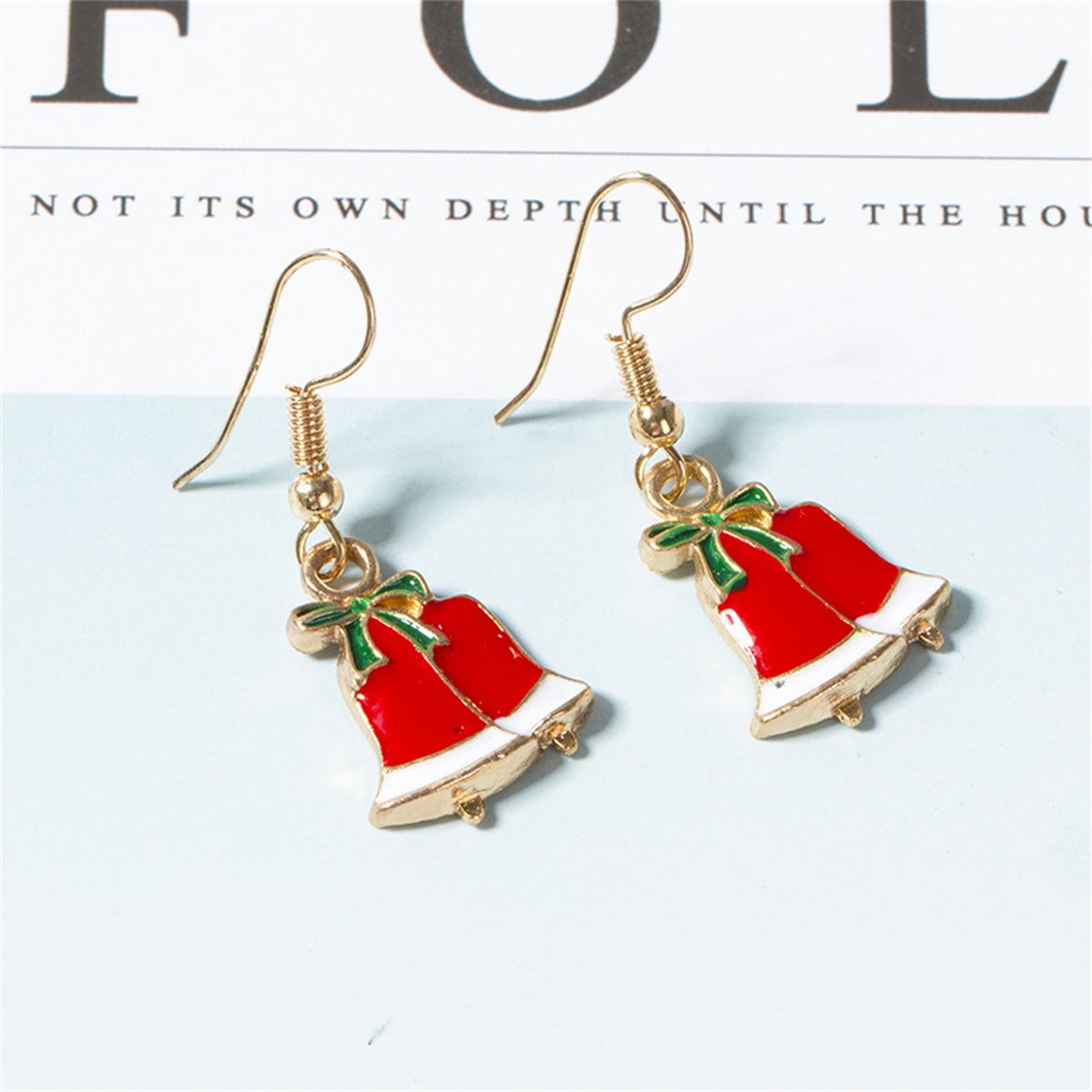Red and Green Bow Bells Pendant Necklace Set, drop earrings for women, elegant gift for her, detail close-up