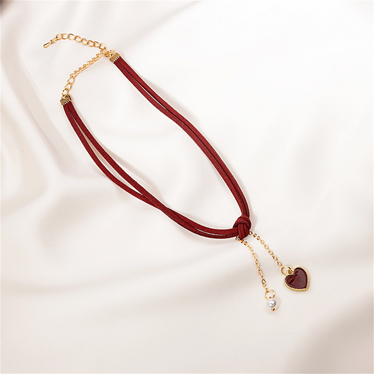 Pearl and Red Nylon 18K Gold-Plated Heart Tassel Necklace, gold pendant necklace for women, detail close-up
