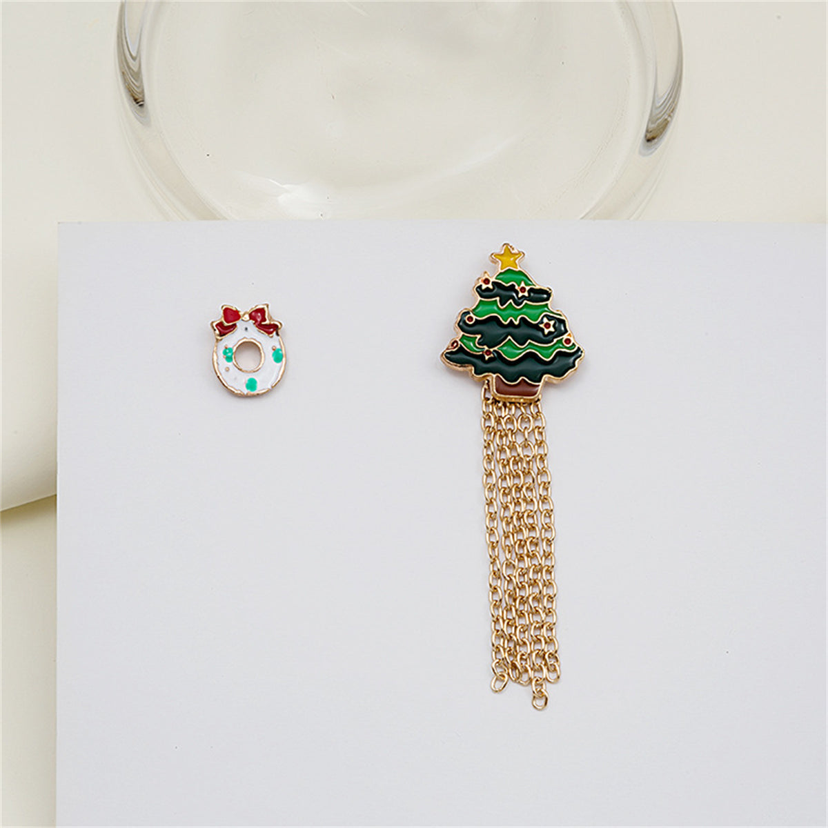 Green Enamel and 18K Gold-Plated Bow Christmas Tree Tassel Brooch Set, gold brooch pin, vintage-inspired design, side view