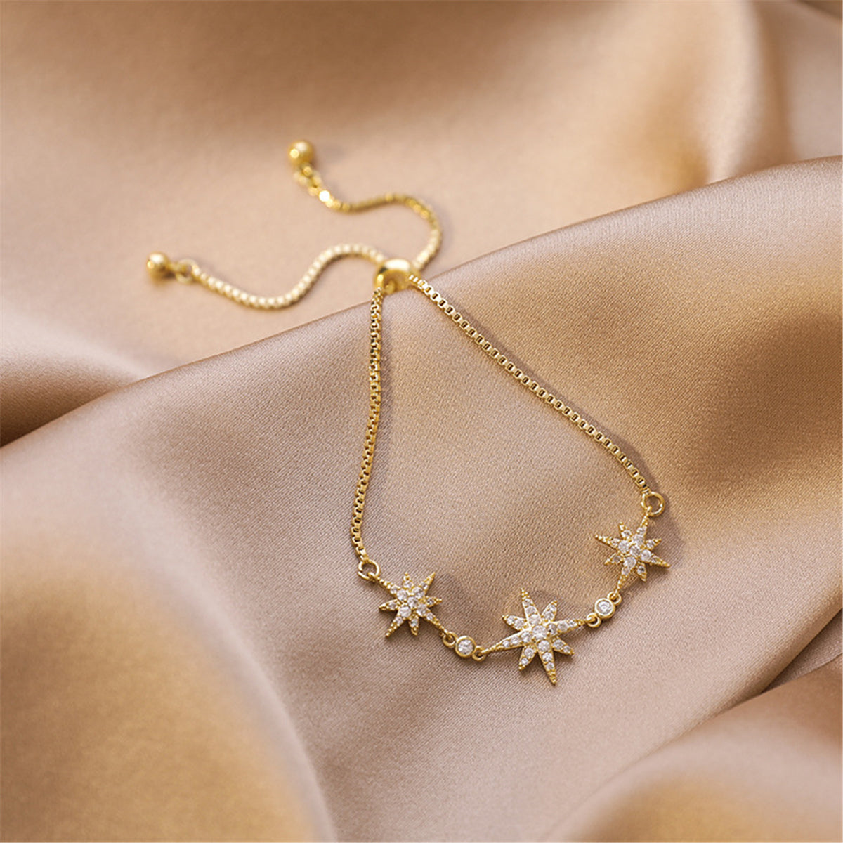 Cubic Zirconia and 18K Gold-Plated Star Charm Bracelet, gold bracelet for women, vintage-inspired design, front view