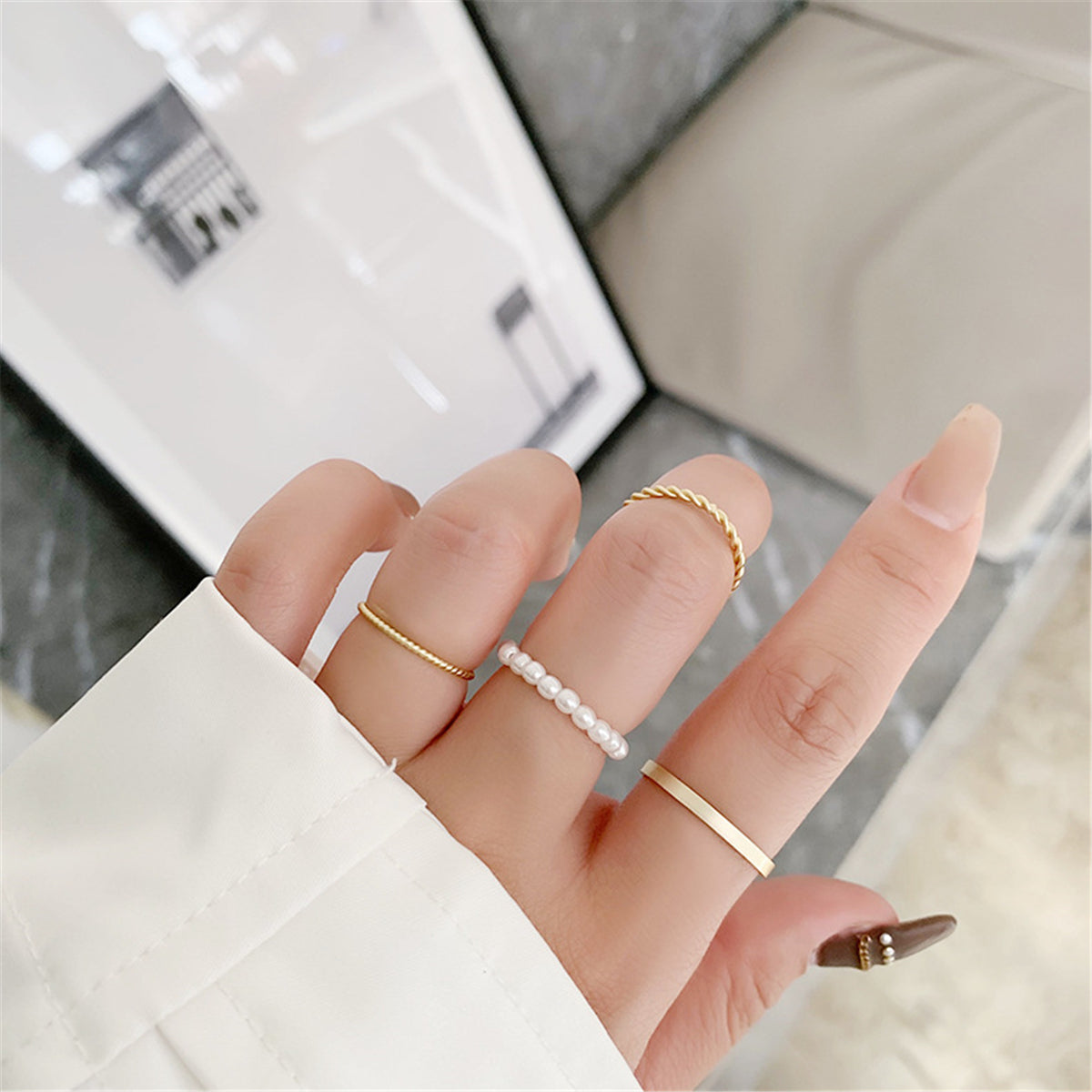 Pearl and 18K Gold-Plated Ring Set, jewelry gift sets for women, vintage-inspired design, front view