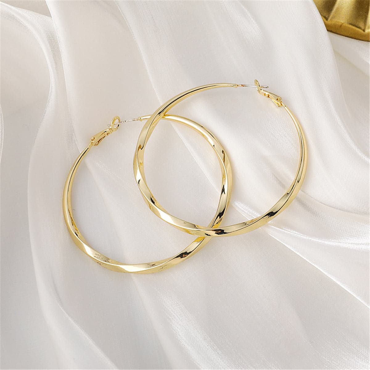 18K Gold-Plated Twisted Hoop Earrings, vintage-inspired design, front view