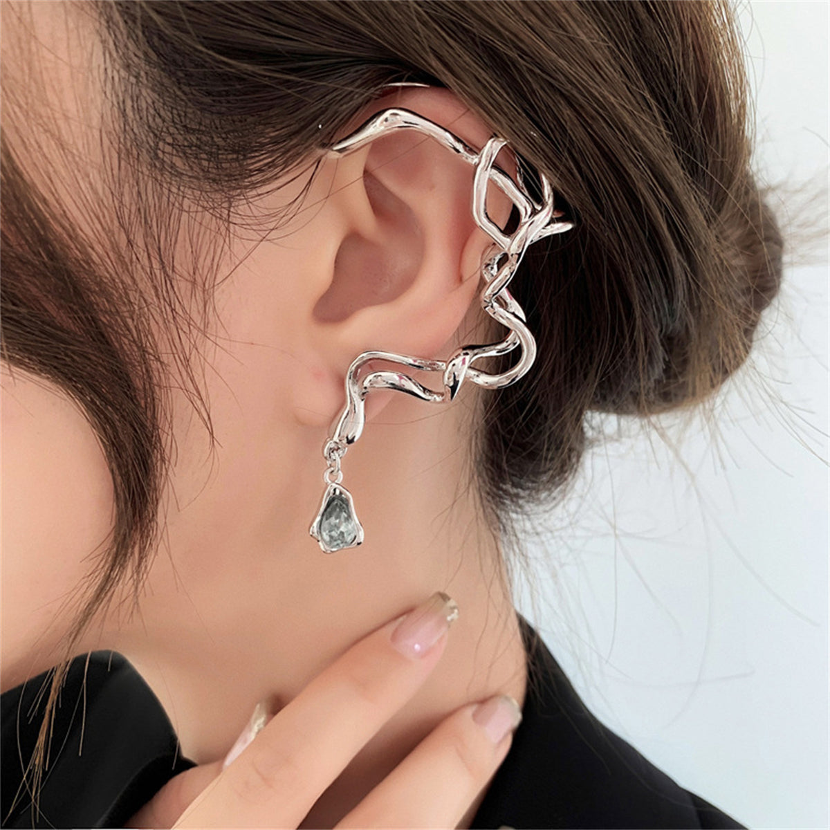 Cubic Zirconia & Silver-Plated Geometric Ear Hanger