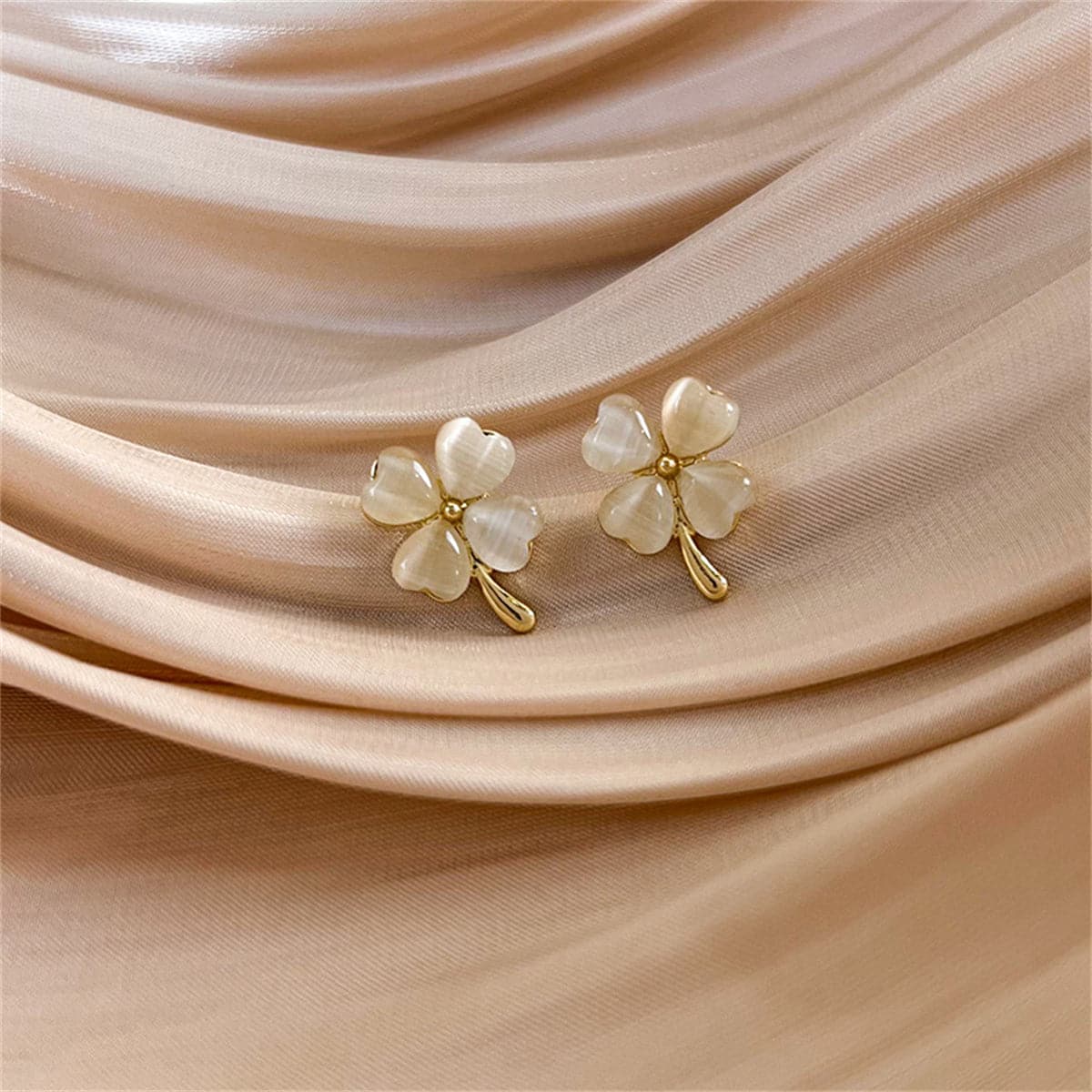 Cats Eye & 18K Gold-Plated Clover Stud Earrings