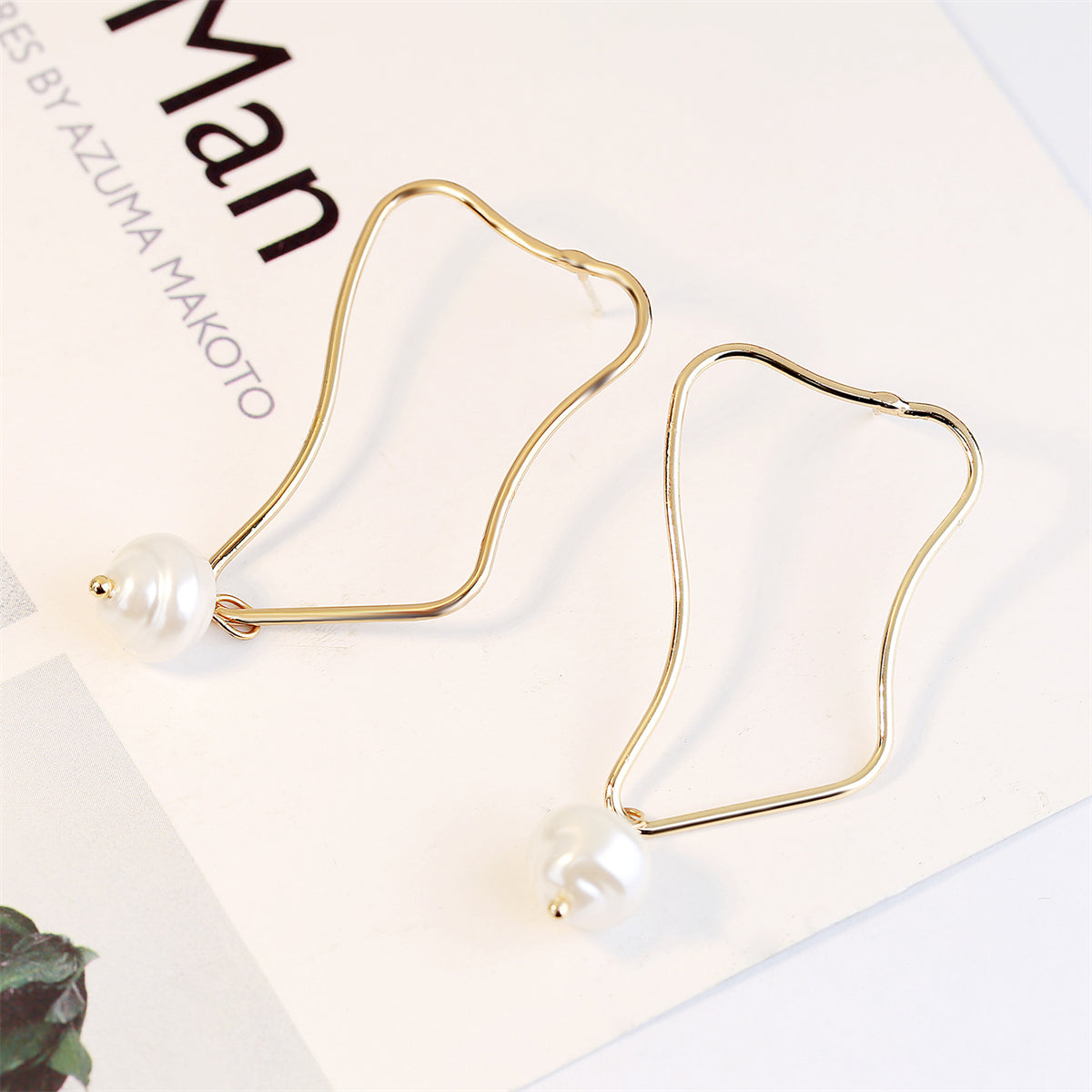 Pearl and 18K Gold-Plated Geometric Drop Earrings, gold drop earrings for women, everyday style, lifestyle look
