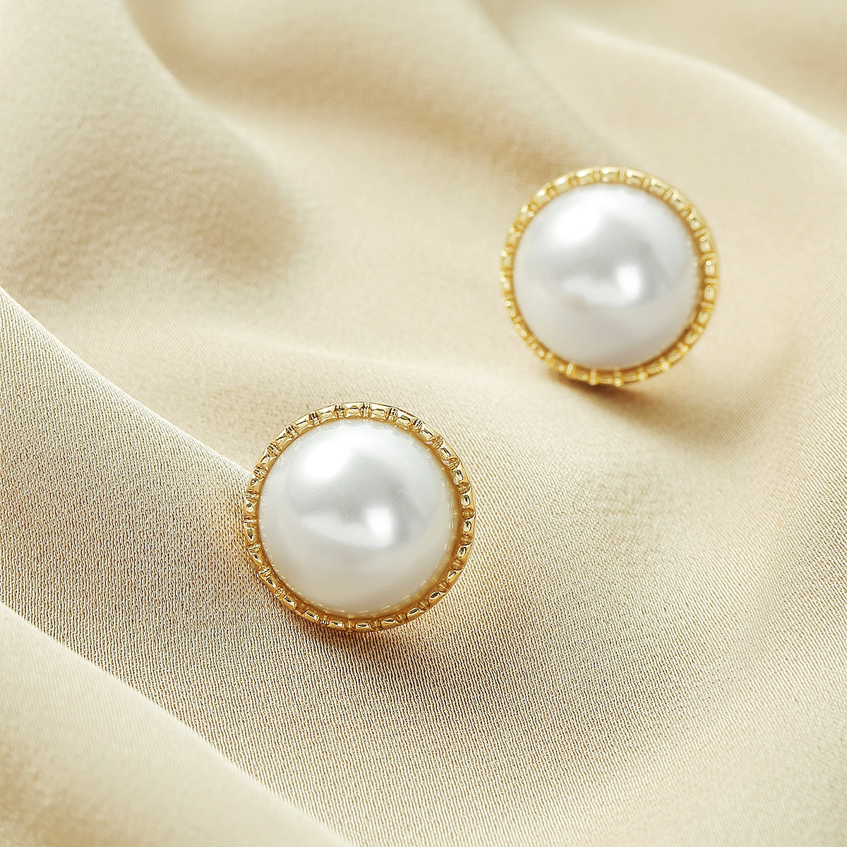 Pearl & 18K Gold-Plated Round Huggie Earrings