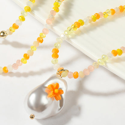 Pearl and Yellow Acrylic 18K Gold-Plated Flower Pendant Necklace, gold pendant necklace for women, detail close-up