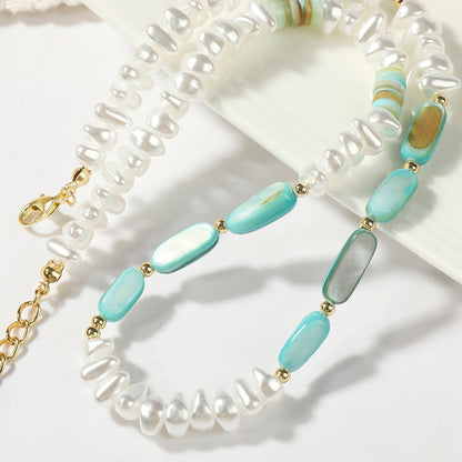 Pearl and Resin Shell 18K Gold-Plated Beaded Necklace, gold pendant necklace for women, botanical inspired, detail close-up