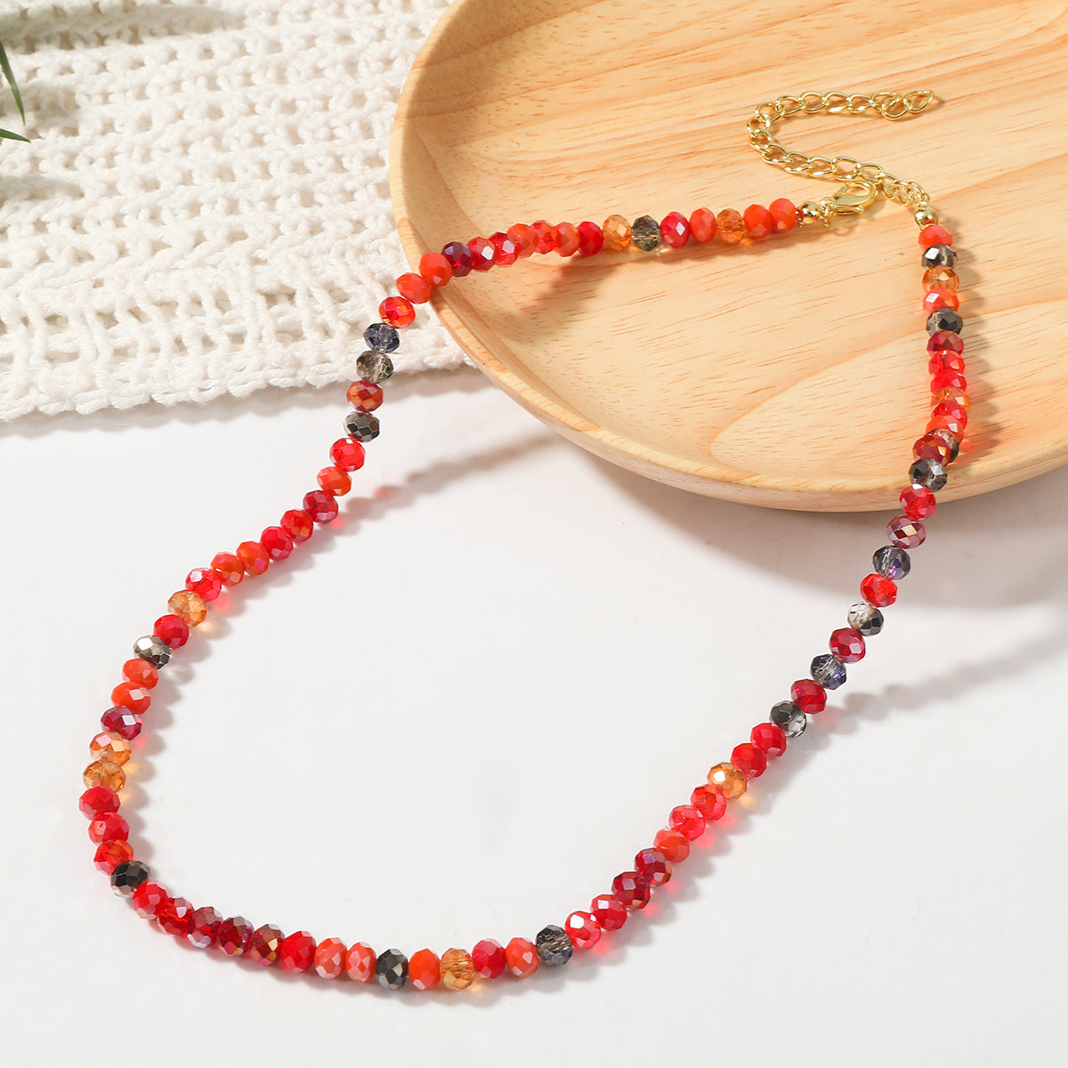 Red Acrylic and 18K Gold-Plated Beads Chain Necklace, gold pendant necklace for women, detail close-up