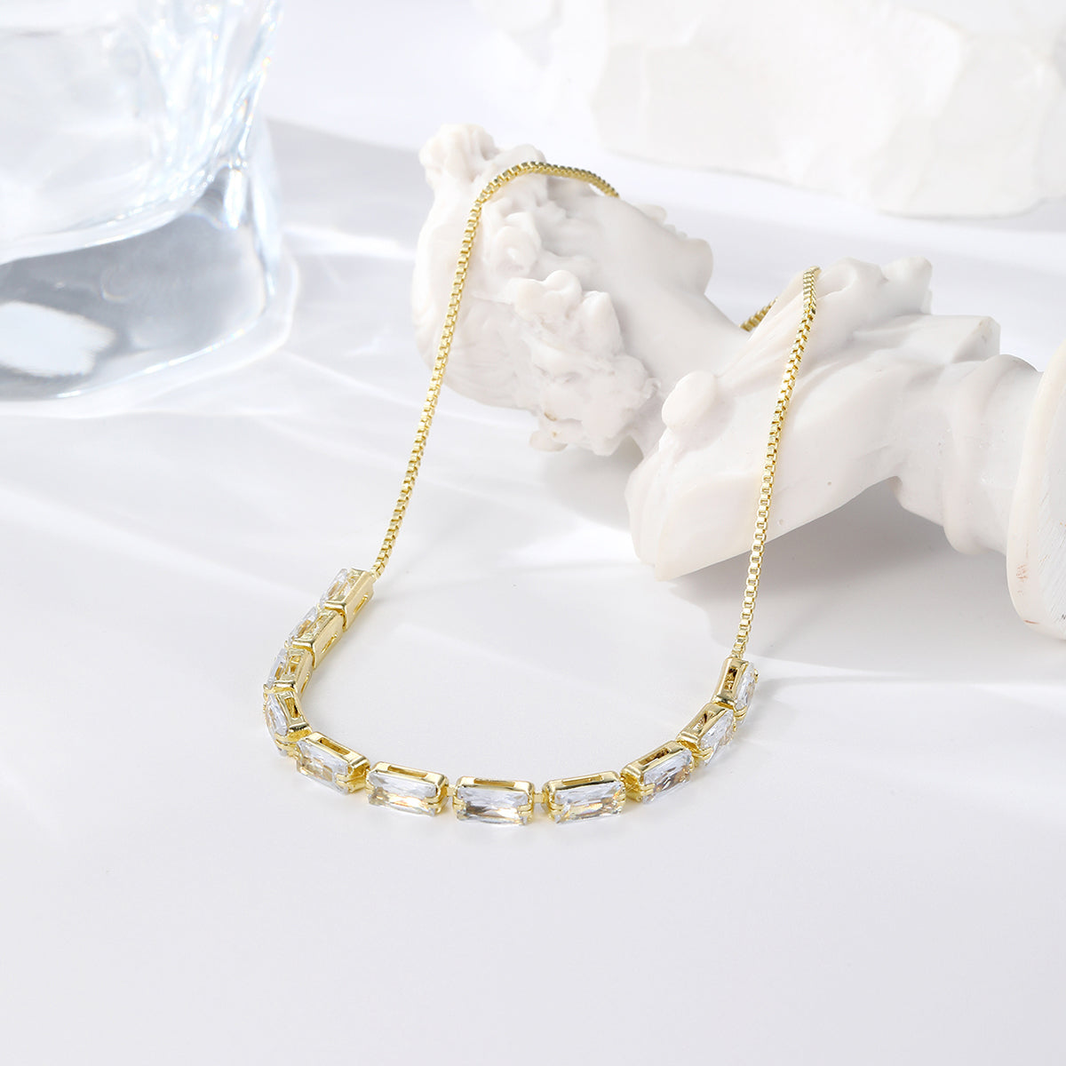 Crystal and 18K Gold-Plated Rectangle Adjustable Bracelet, gold bracelet for women, dainty minimalist design, detail close-up
