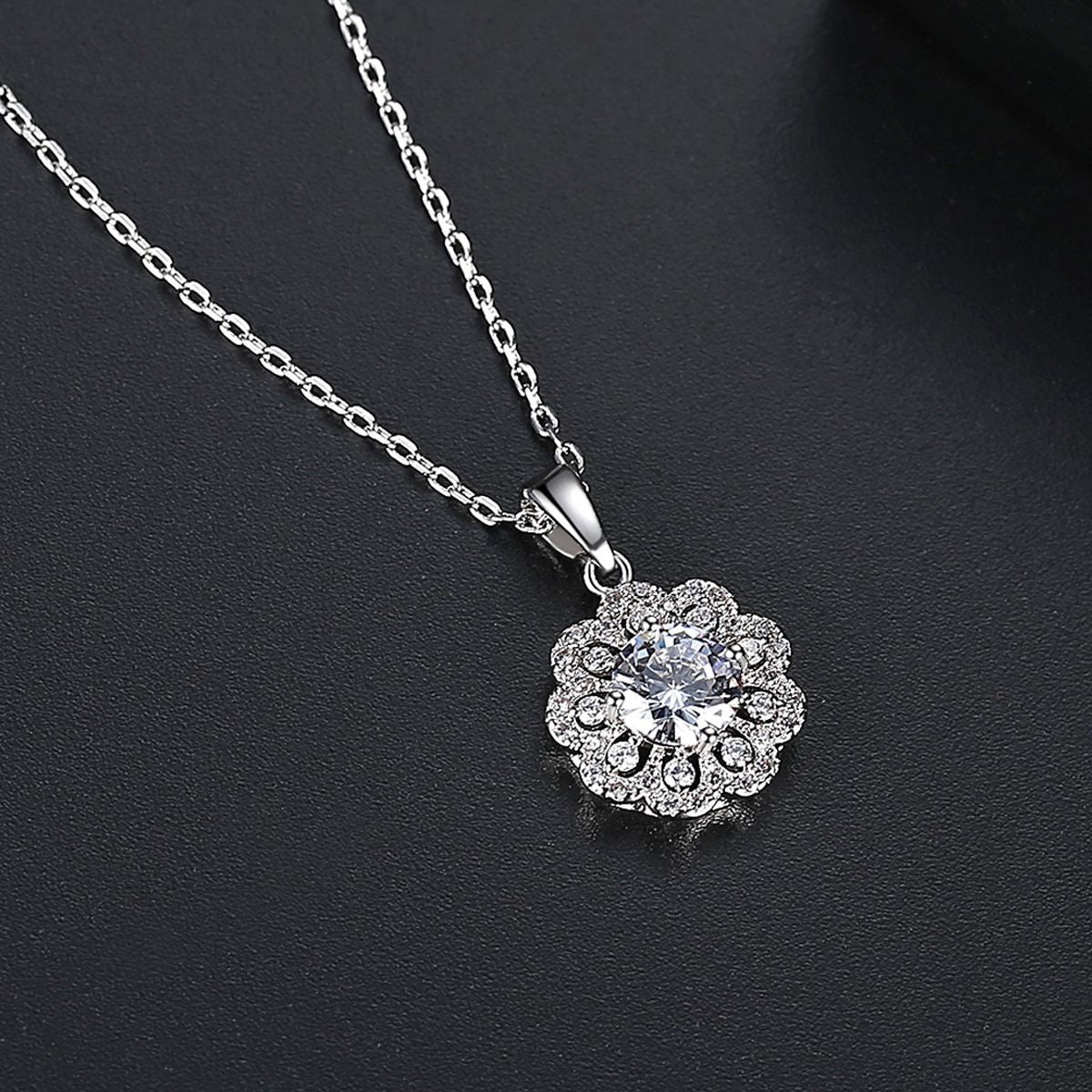 Crystal and Cubic Zirconia Flower Pendant Necklace, pendant necklace for women, dainty minimalist design, detail close-up