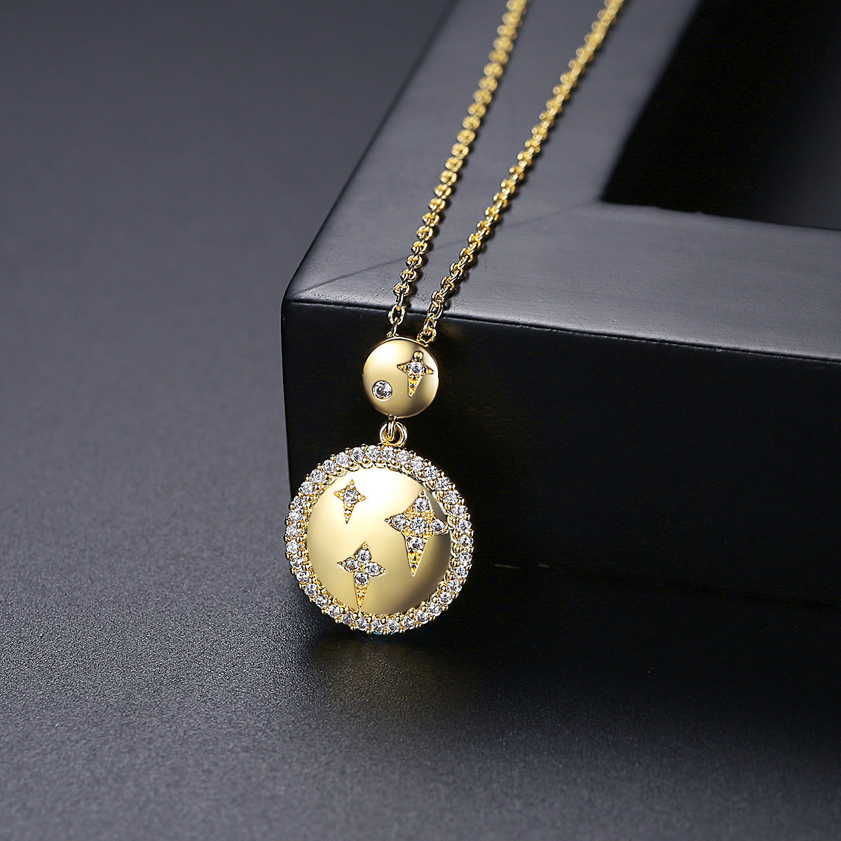 Cubic Zirconia and 18K Gold-Plated Star Pendant Necklace, gold pendant necklace for women, detail close-up