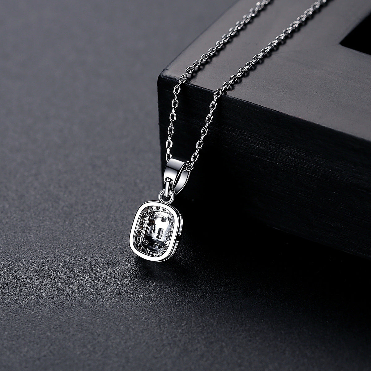 Crystal and Cubic Zirconia Silver-Plated Oval Pendant Necklace, silver pendant necklace for women, detail close-up