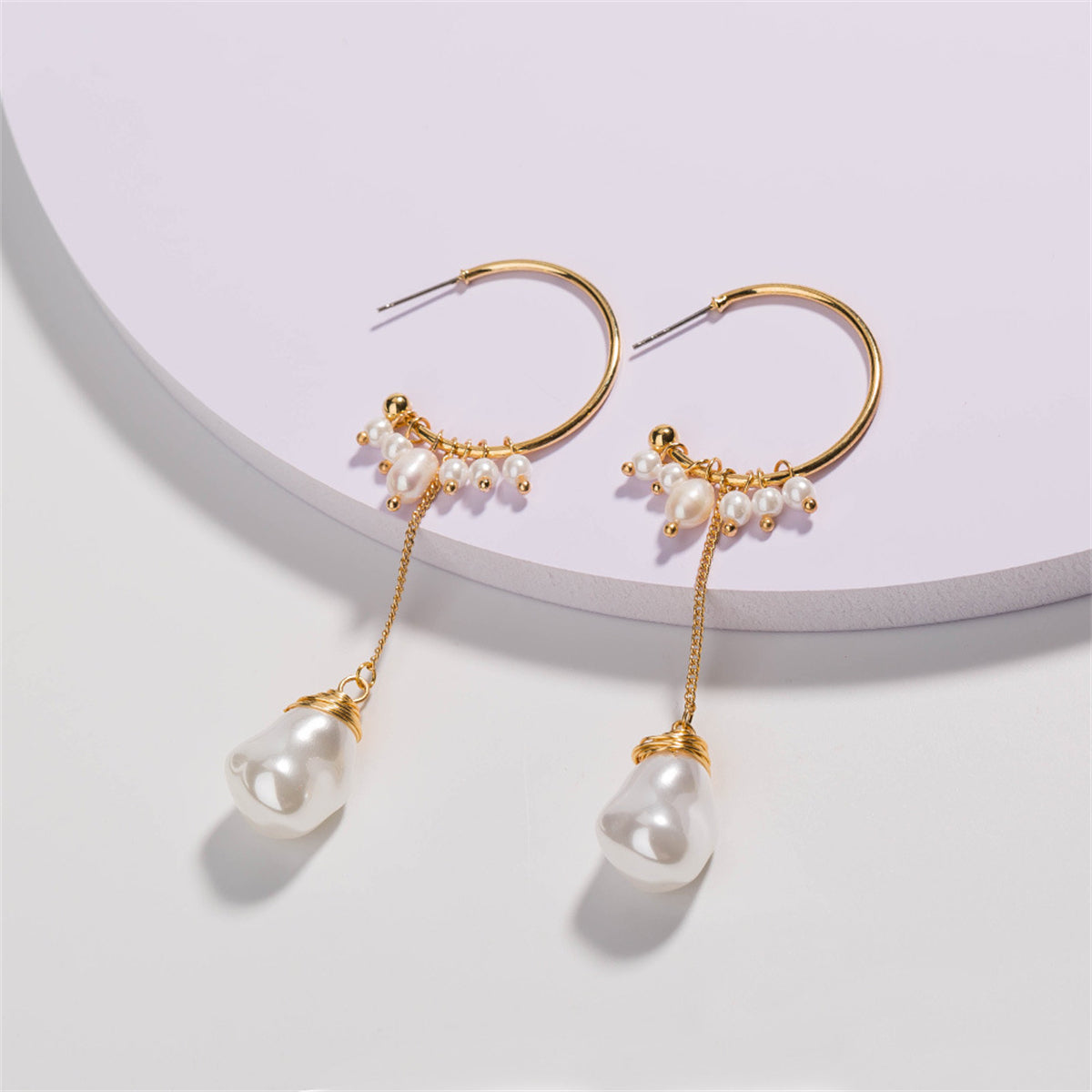 Pearl and 18K Gold-Plated Dangle Hoop Earrings, gold drop earrings for women, vintage-inspired design, detail close-up