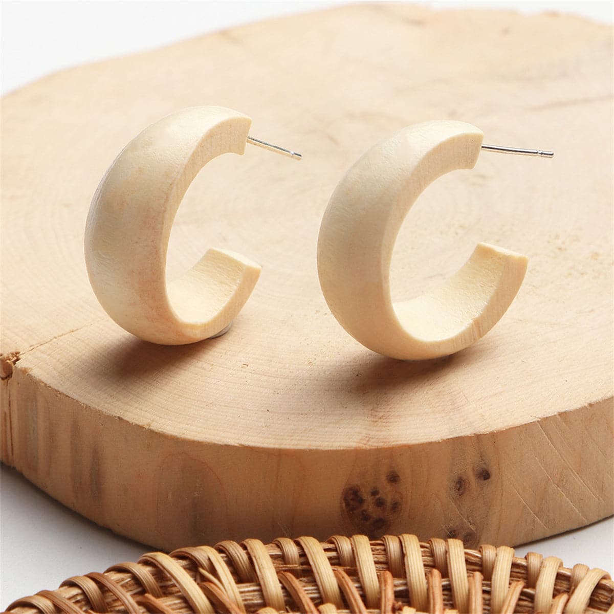 Beige Wood and Silver-Plated Huggie Earrings, silver huggie earrings, dainty minimalist design, detail close-up