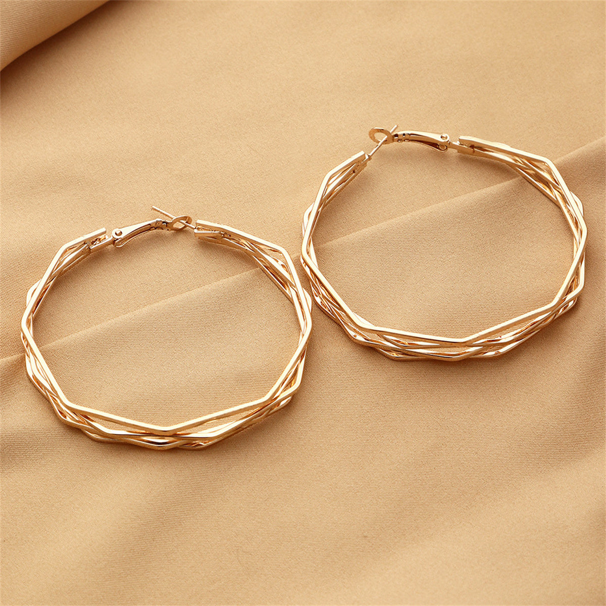 18K Gold-Plated Polygon Layered Hoop Earrings, vintage-inspired design, detail close-up