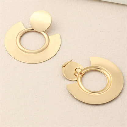 18K Gold-Plated Openwork Circles Drop Earrings, gold drop earrings for women, vintage-inspired design, detail close-up