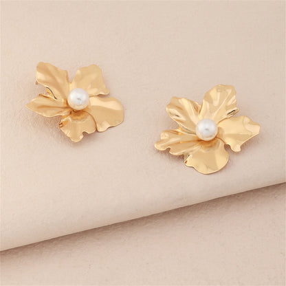 Pearl and 18K Gold-Plated Floral Stud Earrings, gold stud earrings for women, vintage-inspired design, front view