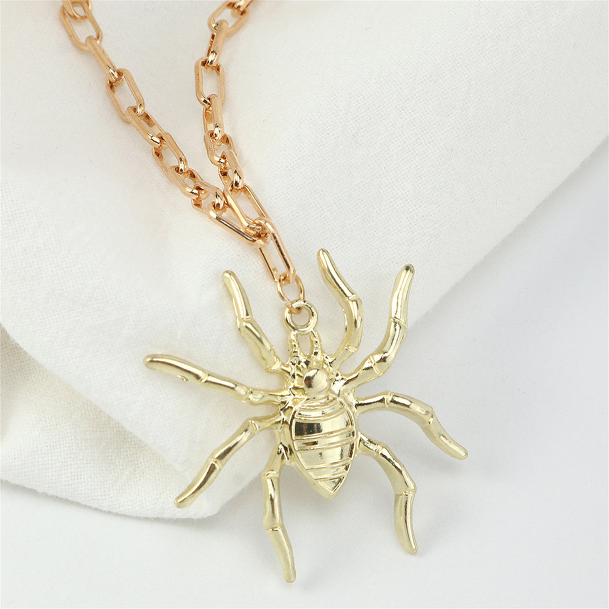 18K Gold-Plated Spider Pendant Chain Necklace, gold pendant necklace for women, botanical inspired, lifestyle look