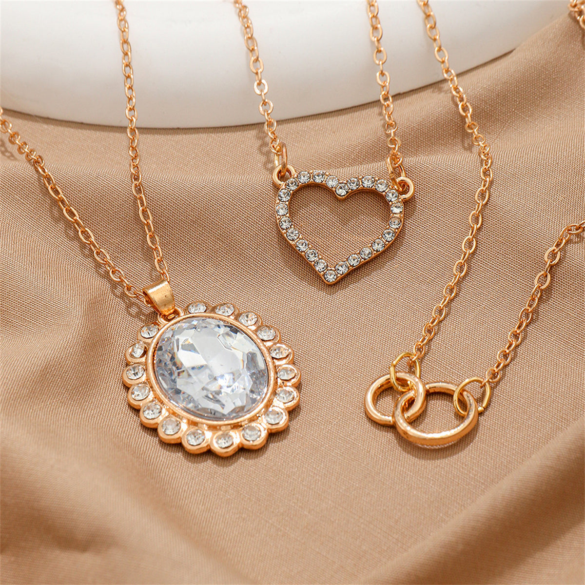 Clear Crystal and Cubic Zirconia 18K Gold-Plated Oval Pendant Necklace Set, gold pendant necklace for women, detail close-up