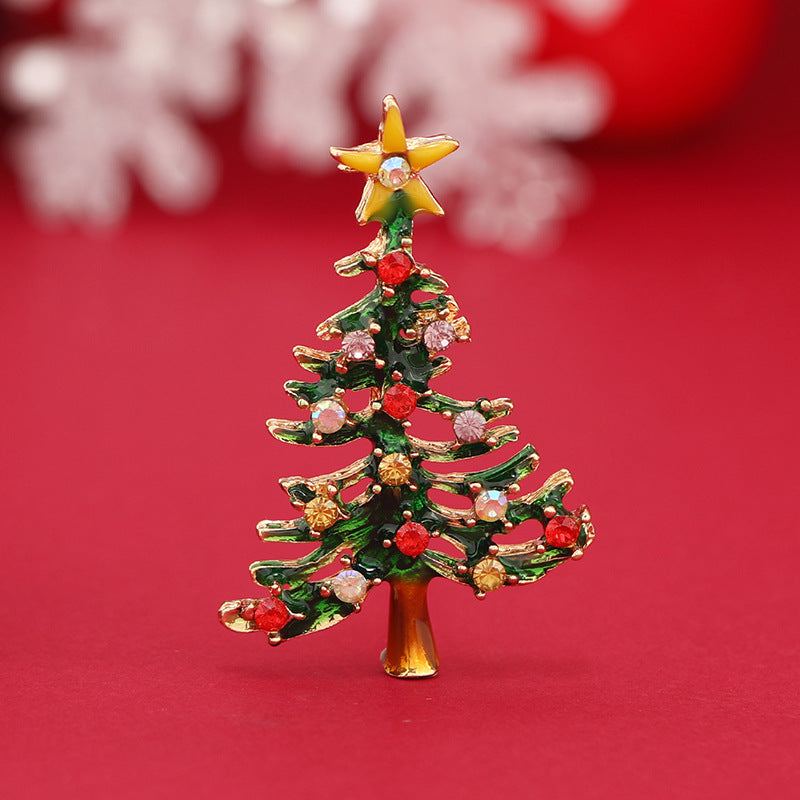 Green Enamel and Red Cubic Zirconia Openwork Christmas Tree Brooch, brooch pin, dainty minimalist design, front view