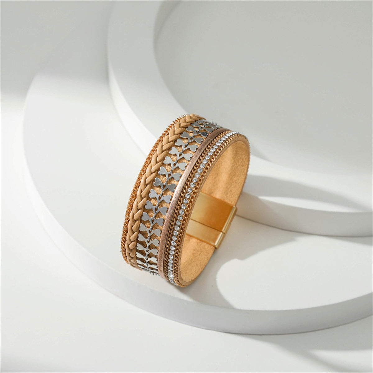 Cubic Zirconia and Coffee Polystyrene Two-Tone Curb-Chain Heart Bangle, bracelet for women, everyday style, detail close-up