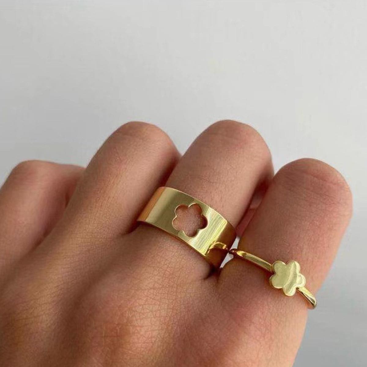 18K Gold-Plated Flower Band Ring Set, jewelry gift sets for women, botanical inspired, styled look